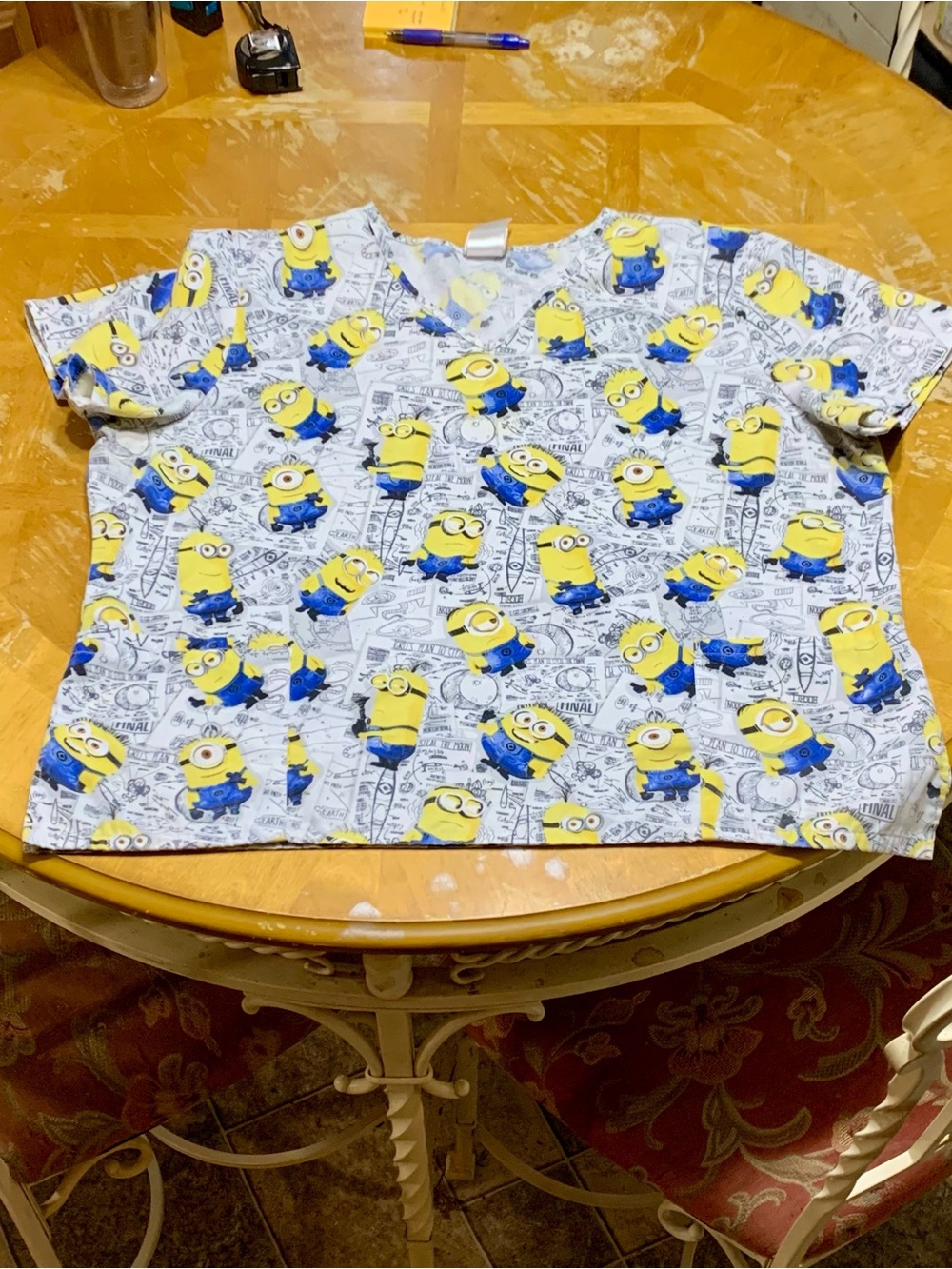 DESPICABLE ME V-Neck Minion 
Scrub Top - Size 1X